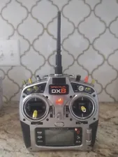 SPEKTRUM DX8 DSMX Transmitter 8 Channels with Battery Good Condition With Screen