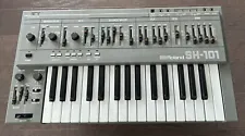 1980’s Roland SH-101 Vintage Synthesizer Very Clean & Tested w/ Hard Shell Case