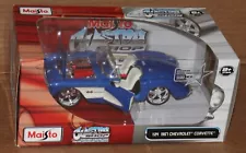 MAISTO CUSTOM SHOP 1957 CHEVROLET CORVETTE CONVERTIBLE 1:24 SCALE