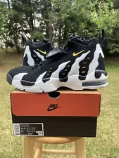 Size 10.5 - Nike Air Diamond Turf DT Max '96 Black White HM8249-001 *FAST SHIP*