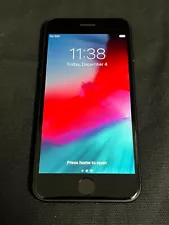 USED Apple iPhone 8 - 64GB | Gray | Unlocked