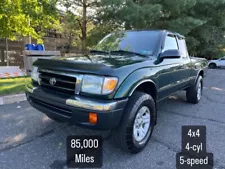 2000 Toyota Tacoma 4X4 * 4-CYL * 5-SPEED * 85,000 MILES