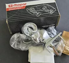 NOS 1981-1993 DODGE RAM HOOD ORNAMENT PICKUP TRUCK RAMCHARGER MOPAR NEW with BOX