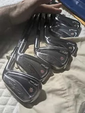 Right Ben Hogan PTx pro iron set. 5-PW.n.s pro 100 regular