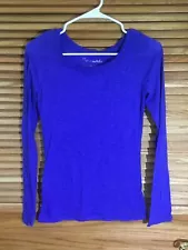 Aeropostale Women’s Size Small Blue Long Sleeve Round Neck Top T-Shirt CW1-423