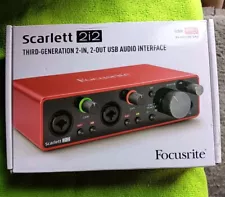 Focusrite Scarlett 2i2 3rd Gen. 2-Channel USB Audio Interface - MOSC0025