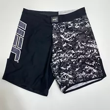 UFC Official MMA Shorts Mens 30 Black Gray Digital Camo Lightweight BJJ