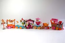 LaLaLoopsy Mini Silly Pet Parade Train Used-Working + 5 cars and pets