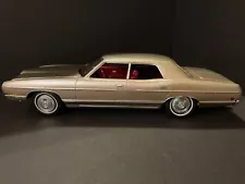 1971 Ford Galaxie 500 Model Car