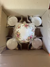 Beautiful 5 place settings Royal Albert Old Country Rose Set Of 4 NEW 20 pcs BOX