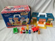 Fisher Price Little People Little Mart 2580 Complete w/ Box