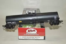 HO scale Atlas MOBX Mobil Oil Chemicals ACF 23,500 gallon tank car train