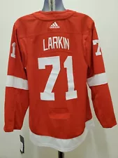 New Dylan Larkin ADIDAS mens LARGE (52) Jersey red Detroit Redwings $225