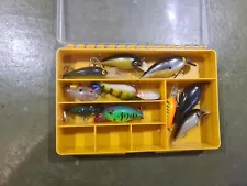 Nice SET OF VINTAGE BOMBER FISHING LURES