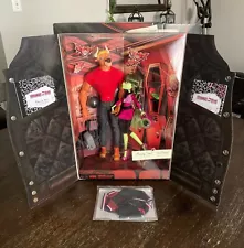 Monster High SDCC Manny Taur & Iris Clops 2014 *NEW IN BOX* + Letterman Jacket