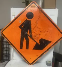 Street Traffic Road Sign (Men Working) 30" X 30" Lot 80-2