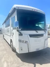 2019 Winnebago Horizon 42Q for sale