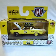 M2 Machines 1969 Plymouth Road Runner 440 6-Pack MoonEyes WMTSO8 Yellow For Sale