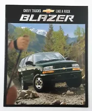 2001 Chevy Chevrolet S10 Blazer SUV Original Sales Brochure Over 20 pages