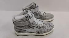 Nike Womens Air Force 1 Ultra Force Mid Size 8.5