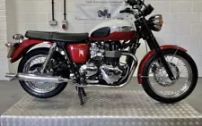 Triumph Bonneville T100 Special Edition Two Tone