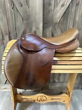 17” Bates Caprilli close Contact Jumping saddle - Adjustable Gullet