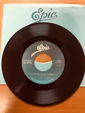 GEORGE JONES - GARAGE SALE TODAY-45 RPM VINYL RECORD - GOOD CONDITION