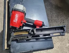 Milwaukee 7200-20 3-1/2" Full Round Head Framing Nail Gun (Pre Owned)