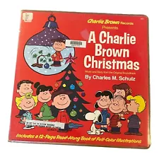 A Charlie Brown Christmas LP 1977 Includes a 12 Page Read-Along Book 3701