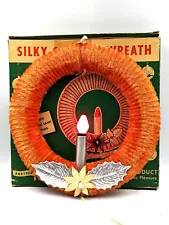 Paramount Silky Chenille Lighted Wreath Foil Poinsettia Flame Bulb w/ Box Works!