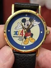 Vintage DISNEY MICKEY MOUSE WATCH Black Band (Battery dead) Cast Reward 2004