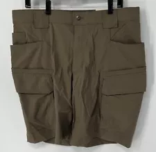 Duluth NWT dry on the fly relaxed for cargo shorts 9” Men’s Size 36 Brown