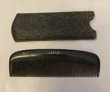 Ace comb with case