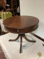 Vintage Mahogany Drum Table With 1 Drawer & Lions Feet Needing TLC.