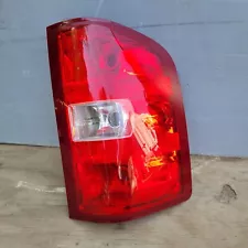 2007-2014 Chevrolet Silverado RIGHT Passenger OEM Tail Light Brake Lamp Halogen