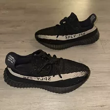 Size 10 - adidas Yeezy Boost 350 V2 Low Oreo