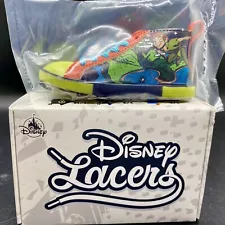 NEW Disney Lacers PETER PAN & CAPTAIN HOOK Mini Shoe Mystery Vinyl Figure D23