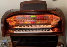 Lowrey Majesty Organ LX-510, Gorgeous Cherry Finish, Excellent condition.