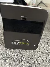 SkyTrak Golf Simulator - Launch Monitor w/Full Metal Protective Case-Excellent!