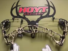 NEW Hoyt Ventum Pro 30 ARCHERY BOW