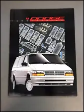 1993 Dodge Caravan and Grand Caravan 26-page Original Car Sales Brochure Catalog