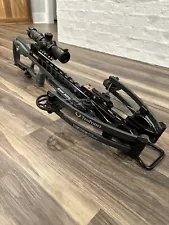 Tenpoint Vengent S440 Crossbow with EVO X Marksman Elite, Quiver and 5 Bolts.