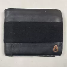 Nixon Satellite Wallet Bifold Faux Leather Canvas Black Coin Pocket Card Slots