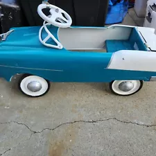 VINTAGE CHEVY CHEVROLET PEDAL CAR