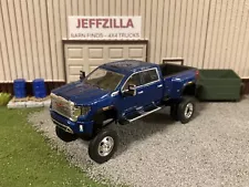 2022 GMC Sierra 3500 Dually Lifted 4x4 Truck 1/64 Diecast Custom Duramax Diesel