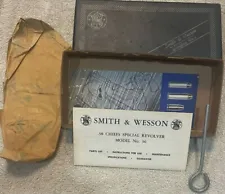 Vtg SMITH & WESSON Empty Box 38 Chiefs Special Model 36 -instructions & rod