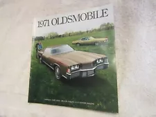 Vintage 1971 Oldsmobile All Models OEM New Car Sales Brochure NOS Toronado 442