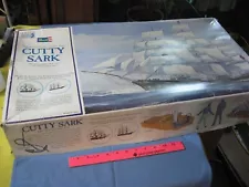 Revell 1/96 Cutty Sark 1974 Clipper Ship Model Kit # H-399 36" L× 22" T