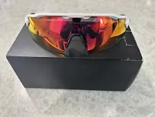 Pre-owned Oakley RADAR EV PATH OO9208 Polished White Frame W/PRIZM RED LENS