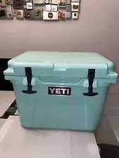 Yeti Roadie 20 Seafoam Green Cooler